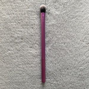 5/$25 🎆 Gently Used Real Techniques 301 Base Shadow Brush